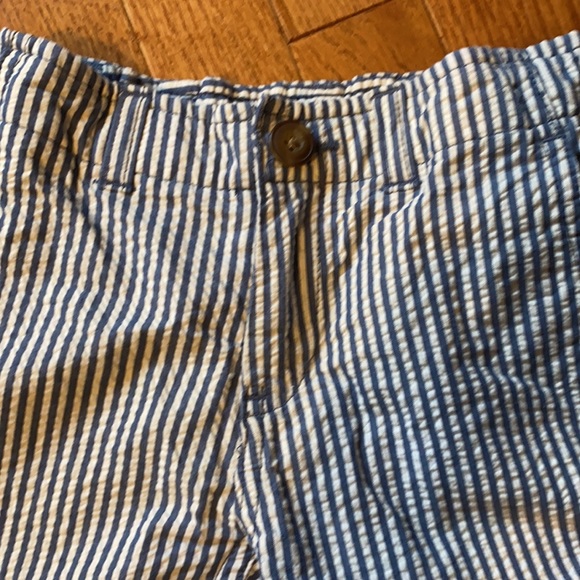 Lands’ End Little boys (size 4) Seersucker pants - Picture 2 of 5